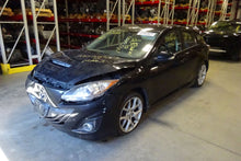 Load image into Gallery viewer, FOG LAMP LIGHT Mazda 3 2010 10 2011 11 2012 12 2013 13 Right - NW82916
