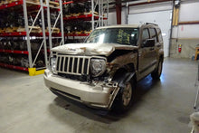 Load image into Gallery viewer, SIDE MARKER LAMP LIGHT Liberty 2008-2012 Bumper Mounted Right - NW81644
