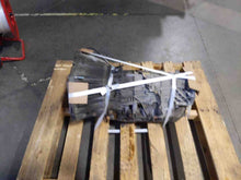 Load image into Gallery viewer, CD CHANGER Range Rover 2003 03 2004 04 - NW139447
