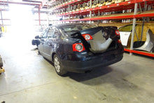 Load image into Gallery viewer, Computer Volkswagen Passat 2007 - NW38846
