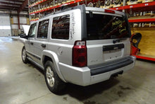 Load image into Gallery viewer, Fog Light Aspen Grand Cherokee Durango Dakota 2005 05 2006 06 07 08 09 10 - NW81571
