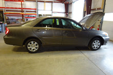Load image into Gallery viewer, AIR BAGC OMPUTER Camry 2004 04 2005 05 2006 06 - NW38057
