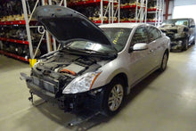 Load image into Gallery viewer, DC CONVERTOR INVERTOR Nissan Altima 2007 07 2008 08 2009 09 10 11 Rear - NW50322
