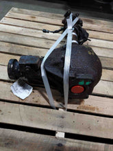 Load image into Gallery viewer, Park Lamp Light  ISUZU AXIOM 2002 - NW82688

