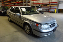 Load image into Gallery viewer, ECU ECM COMPUTER SAAB 9-5 2003 V6 - NW62162
