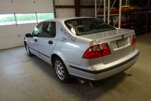 Load image into Gallery viewer, PARKLAMP Saab 9-5 2002 02 2003 03 Right - NW83464
