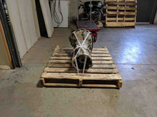 Load image into Gallery viewer, Floor Shifter Toyota 4 Runner 2003 - NW78301
