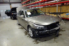 Load image into Gallery viewer, Fuel pump computer BMW 330i 328i 528i 525i 530i 2004 04 05 06 07 08 - 11 - NW29483

