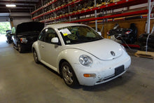 Load image into Gallery viewer, FOGLIGHT VW Beetle 1998 98 1999 99 2000 00 Left - NW83630
