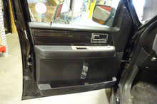 Load image into Gallery viewer, AMPLIFIER Lincoln Navigator 2008 08 - NW135416
