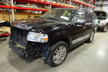 Load image into Gallery viewer, AMPLIFIER Lincoln Navigator 2008 08 - NW135416
