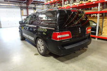 Load image into Gallery viewer, Rear Quarter Glass Lincoln Navigator 2008 - NW129633
