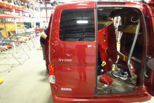 Load image into Gallery viewer, CD PLAYER RADIO Nissan NV200 Versa 10 11 12 13 14 15 - NW137274
