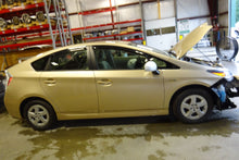 Load image into Gallery viewer, TURN SIGNAL LIGHT LAMP Prius 2010 10 2011 11 Bumper Mounted Left - NW83581
