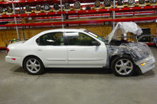 Load image into Gallery viewer, PARKLAMP Infiniti I30 I35 00 01 02 03 04 Right - NW82567
