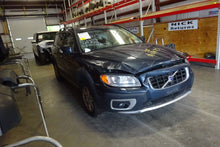 Load image into Gallery viewer, AM FM 6 CD PLAYER Volvo C70 S80 V70 XC70 07 08 09 10 - NW140445
