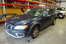 Load image into Gallery viewer, AM FM 6 CD PLAYER Volvo C70 S80 V70 XC70 07 08 09 10 - NW140445
