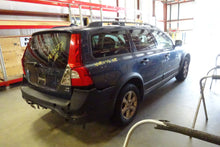 Load image into Gallery viewer, AM FM 6 CD PLAYER Volvo C70 S80 V70 XC70 07 08 09 10 - NW140445

