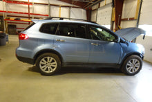 Load image into Gallery viewer, RADIATOR FAN ASSEMBLY Subaru Tribeca 08 09 10 11 12 13 14 - NW64590
