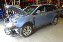Load image into Gallery viewer, RADIATOR FAN ASSEMBLY Subaru Tribeca 08 09 10 11 12 13 14 - NW64590
