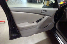 Load image into Gallery viewer, ABS CONTROL MODULE COMPUTER Nissan Altima 07 08 09 10 11 - NW31102
