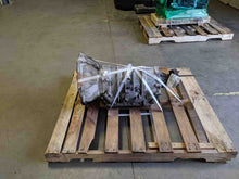 Load image into Gallery viewer, Mass Air Flow Sensor Meter MAF Cadillac SRX STS 04 05 06 - NW4465

