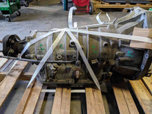 Load image into Gallery viewer, Mass Air Flow Sensor Meter MAF Cadillac SRX STS 04 05 06 - NW4465
