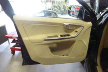 Load image into Gallery viewer, RADIO Volvo C70 S60 S80 V60 V70 XC60 XC70 2008-2016 - NW140613
