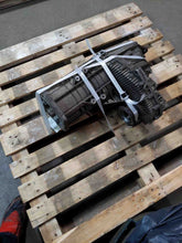 Load image into Gallery viewer, TRANSFER CASE ACTUATOR MOTOR Touareg 04 05 06 07 08 09 10 - NW177262
