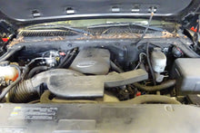 Load image into Gallery viewer, PARKLAMP Sierra 1500 3500 2500 Yukon 1999 99 00 01 02 03 04 05 06 07 Left - NW81543
