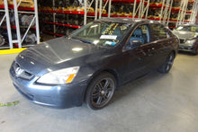 Load image into Gallery viewer, CONDENSER FAN ASSEMBLY Honda Accord 2005 05 2006 06 2007 07 3.0L - NW63975
