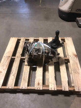 Load image into Gallery viewer, TRANSFER CASE COMPUTER 4 Runner 1996 96 97 98 99 00 - NW38477
