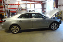 Load image into Gallery viewer, Speedometer Cluster  SAAB 9-5 2010 - NW161720

