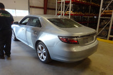 Load image into Gallery viewer, Park Lamp Light  SAAB 9-5 2011 - NW83481
