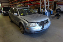 Load image into Gallery viewer, PARKLAMP VW Passat 2001 01 2002 02 03 04 05 Left - NW83679
