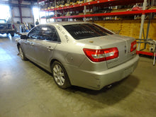 Load image into Gallery viewer, [INVENTORYCAR_YEAR_MAKE_MODEL] FOG LAMP LIGHT - NW81690
