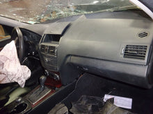 Load image into Gallery viewer, RADIO Mercedes-Benz C230 C300 C350 2008 08 - NW138430
