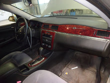 Load image into Gallery viewer, RADIATOR FAN ASSEMBLY Monte Carlo Impala 2006 06 2007 07 08 09 10 11 - NW63345
