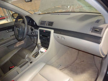 Load image into Gallery viewer, RADIO Audi A4 2003 03 - NW135992
