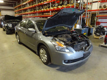 Load image into Gallery viewer, FRONT SPINDLE Nissan Altima Maxima 2007 07 2008 08 09 10 11 12 13 Right - NW165710

