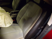 Load image into Gallery viewer, RADIO Lacrosse Regal SRX Camaro Equinox Terrain Allure 10 11  AM FM CD - NW135057
