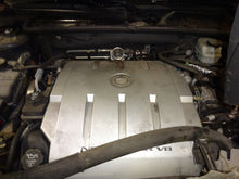 Load image into Gallery viewer, RADIO Cadillac DTS 2006 06 - NW134486
