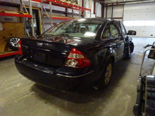 Load image into Gallery viewer, FOG LAMP LIGHT Ford Five Hundred 05 06 07 Bumper Mounted Left - NW81478

