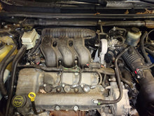 Load image into Gallery viewer, FOG LAMP LIGHT Ford Five Hundred 05 06 07 Bumper Mounted Left - NW81478
