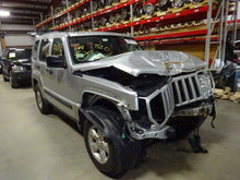 Load image into Gallery viewer, TRANSFER CASE Liberty 2008 08 2009 09 2010 10 2011 11 2012 12 - NW176554
