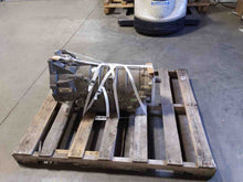 Load image into Gallery viewer, AC COMPRESSOR BMW X5 2001 01 2002 02 2003 03 - NW42335
