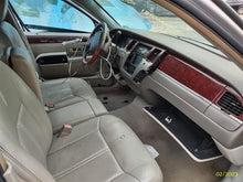 Load image into Gallery viewer, ECU ECM COMPUTER Lincoln Town Car 2005 05 - MM2660768
