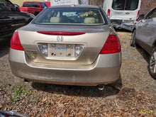 Load image into Gallery viewer, ALTERNATOR HONDA ACCORD 2004 05 06 07 3.0 - MM2687907
