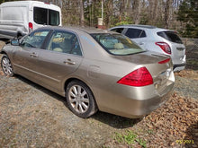 Load image into Gallery viewer, ALTERNATOR HONDA ACCORD 2004 05 06 07 3.0 - MM2687907
