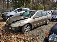 Load image into Gallery viewer, ALTERNATOR HONDA ACCORD 2004 05 06 07 3.0 - MM2687907
